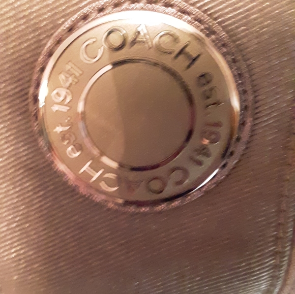 Fabulous Coach handbag! - Picture 11 of 13